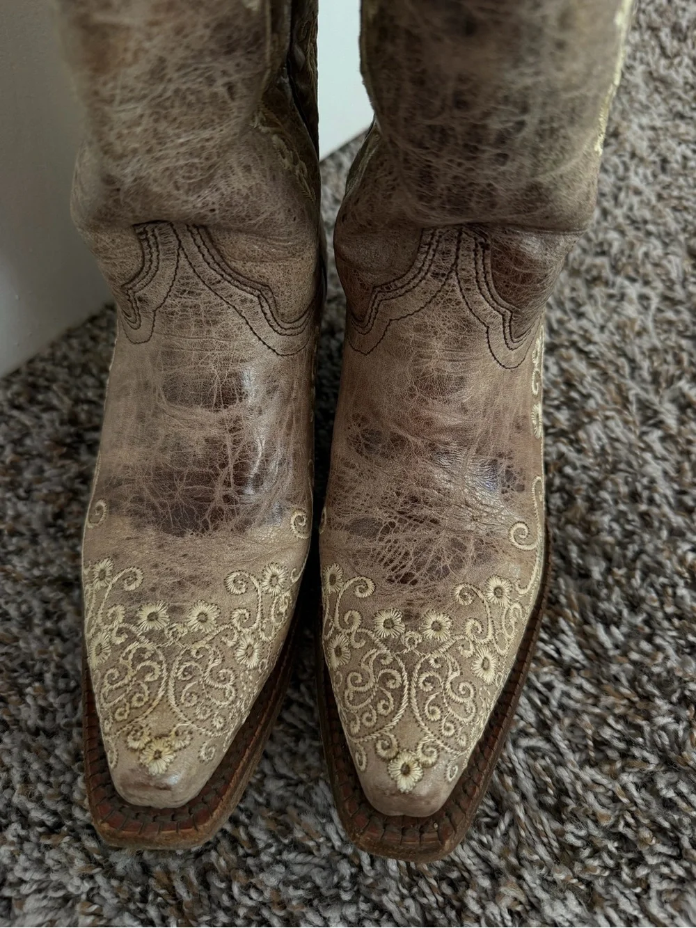 Corral Boots genuine distressed